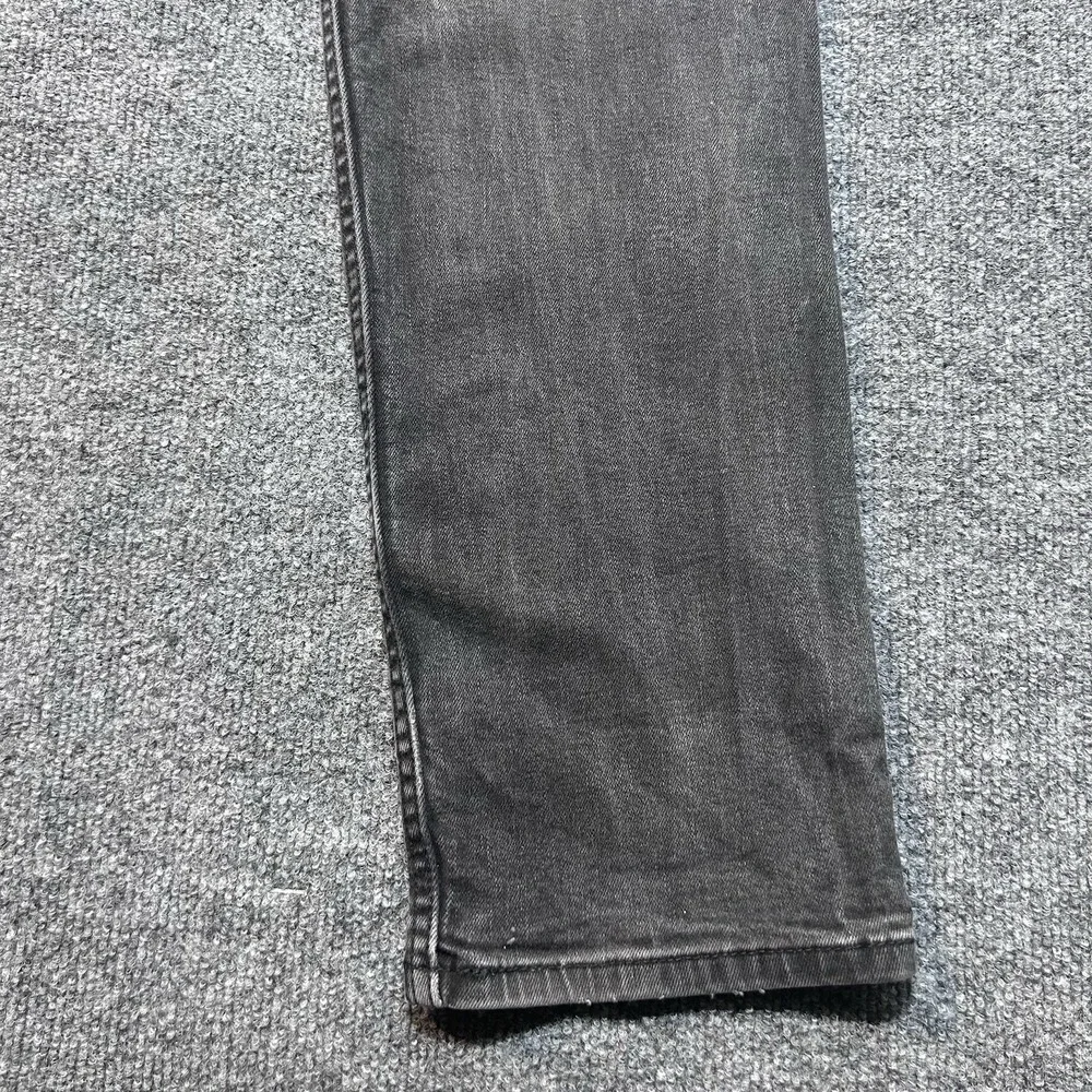 Levi's 502 Men's Regular Tapered Fit Dark Wash Black Jeans (Size: 36 x 34)